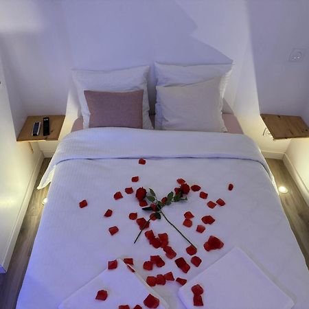 O Romeo - Suite Privee Fougères Dış mekan fotoğraf