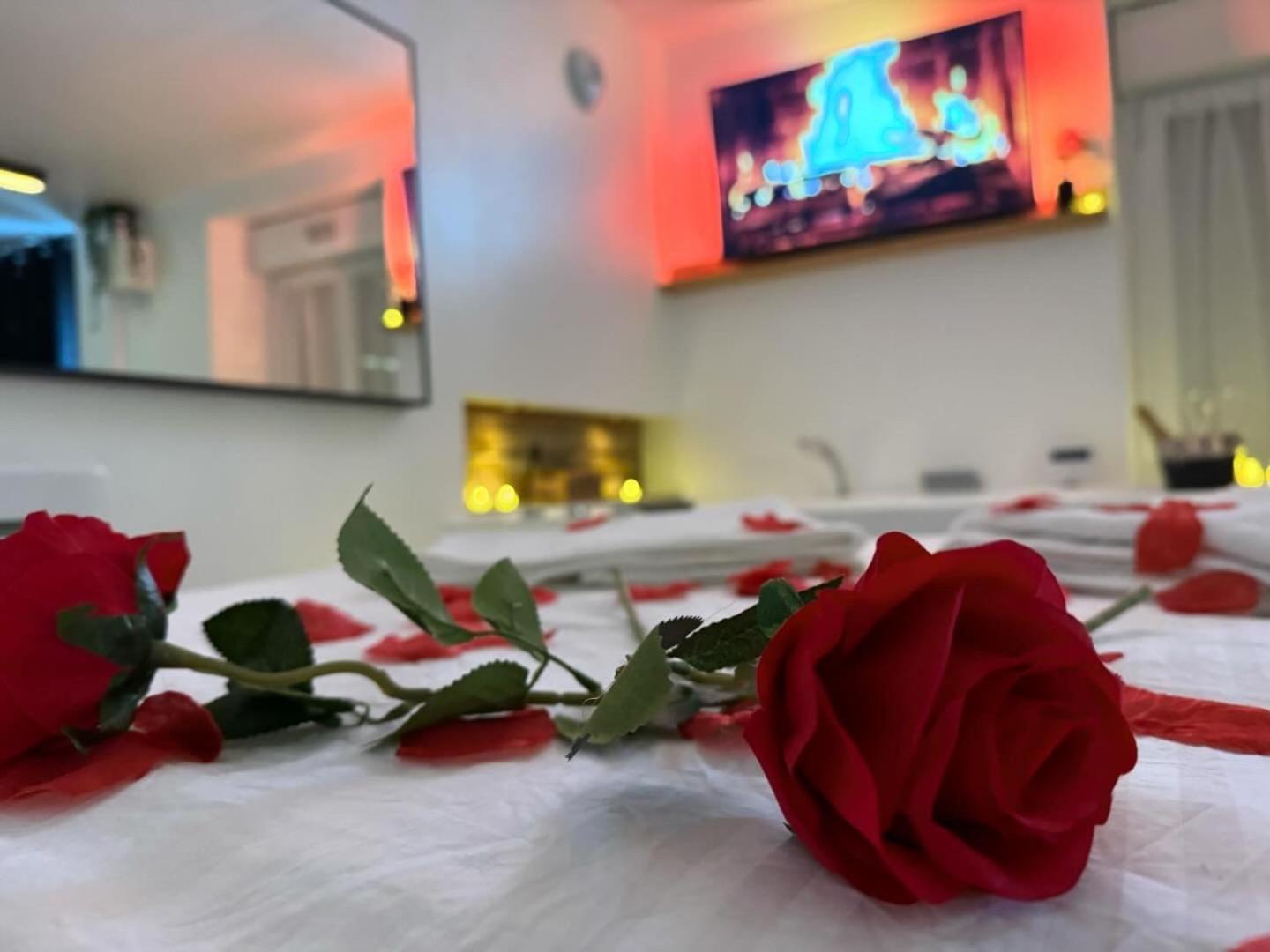 O Romeo - Suite Privee Fougères Dış mekan fotoğraf